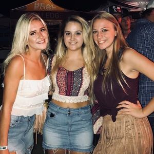 Meet your Posher, Sydney